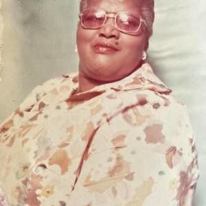 Meet your Posher, Inez